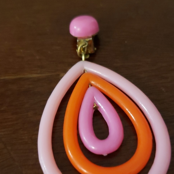 True vintage mod clip earrings - Picture 2 of 3
